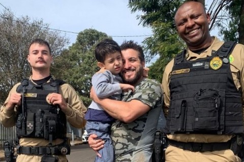 Criança autista desaparece e é resgatada em região de mata em Arapongas