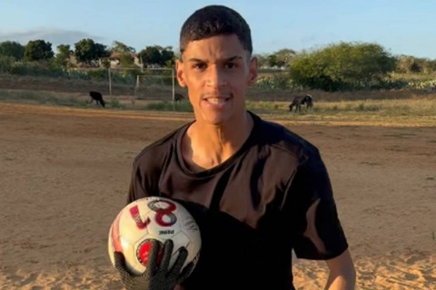 Luva de Pedreiro xinga ex-empresário após condenação na Justiça