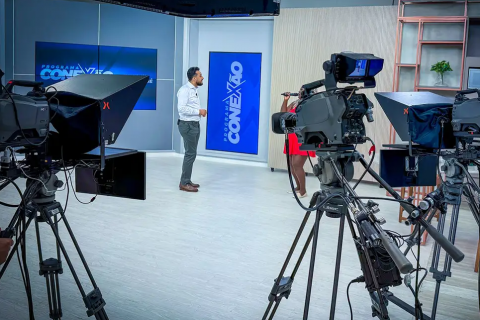 Deputado estreia programa de TV