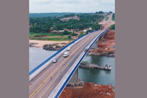 Um ano depois de cair, ponte entre Maranhão e Tocantins é inaugurada