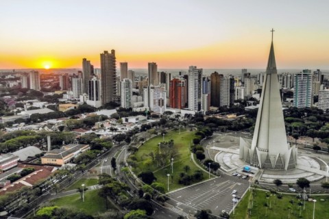 Outras avenidas devem liberar estacionamento para melhorar tráfego